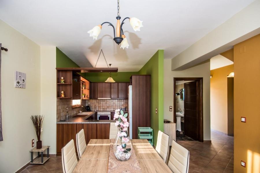 Villa Irida Afrato ภายนอก รูปภาพ