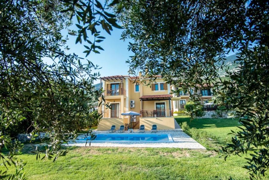 Villa Irida Afrato ภายนอก รูปภาพ