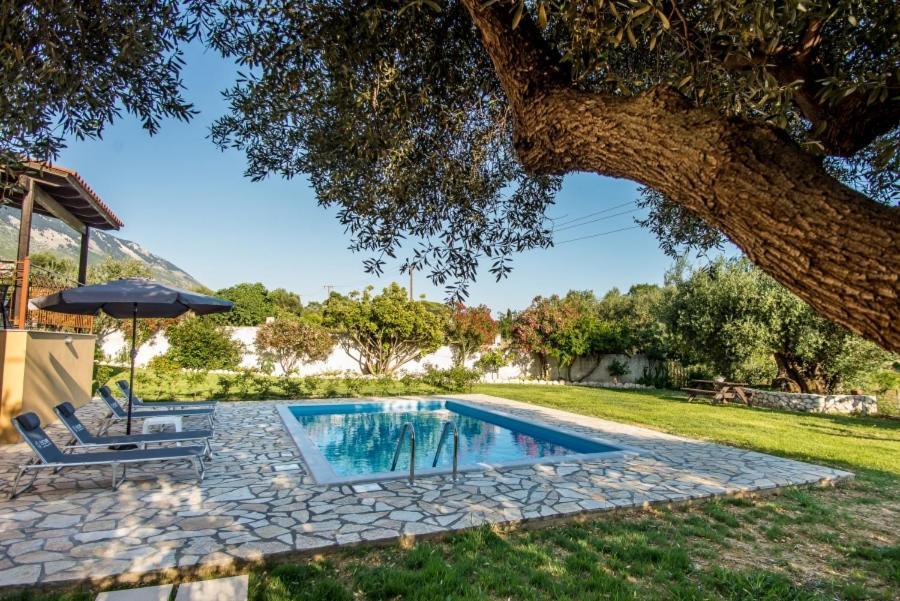 Villa Irida Afrato ภายนอก รูปภาพ